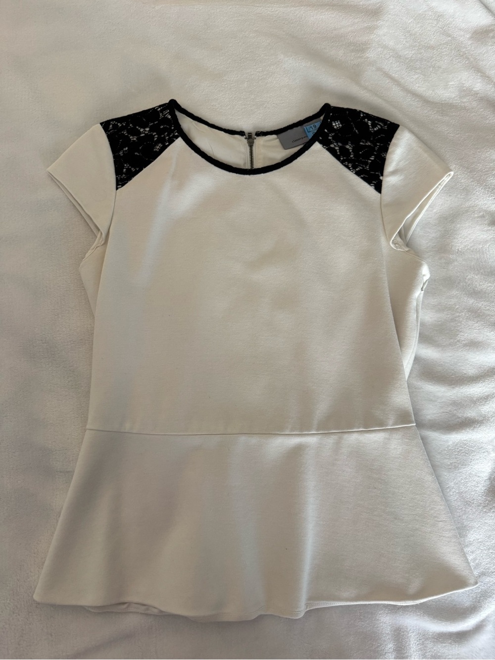 Classiques Entier Ivory Top with Black Lace Trim